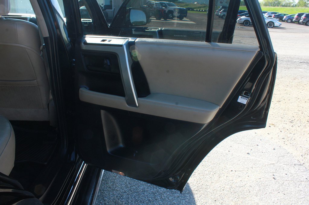 Used 2010 Toyota 4Runner Limited RWD image 37