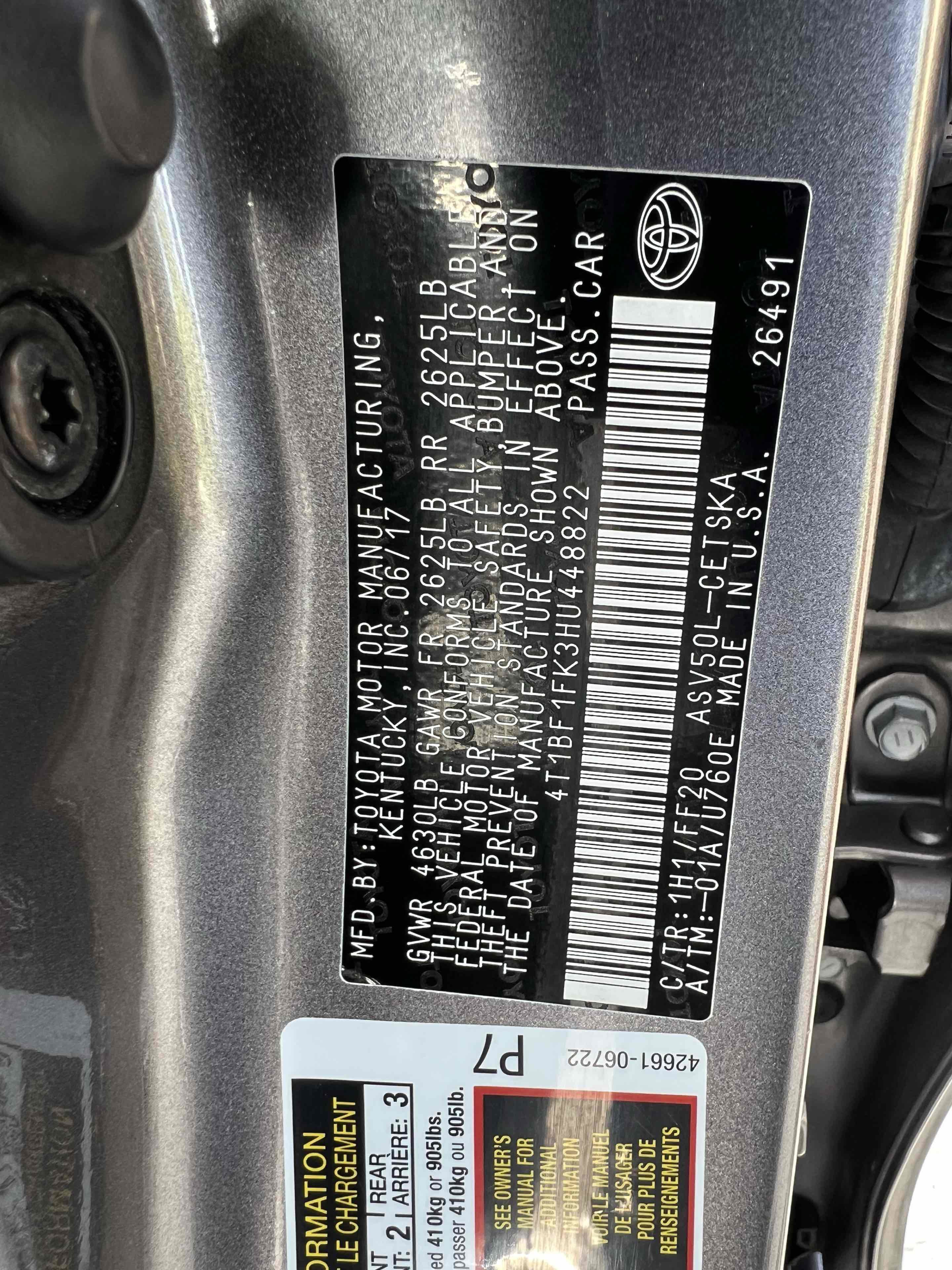 Used 2017 Toyota Camry SE w/ Moonroof Package FWD image 10