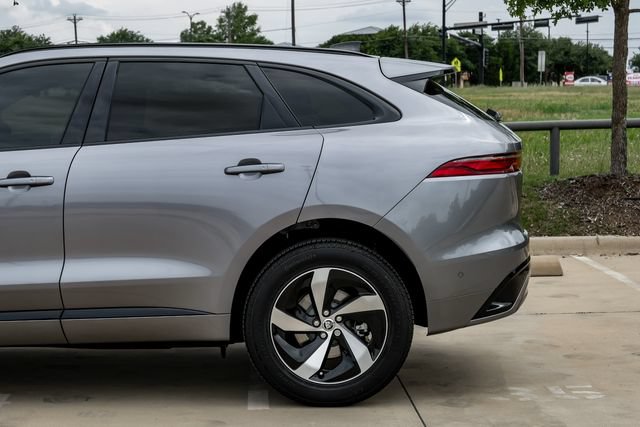 Used 2026 Jaguar F-PACE R-Dynamic S AWD/4WD image 15