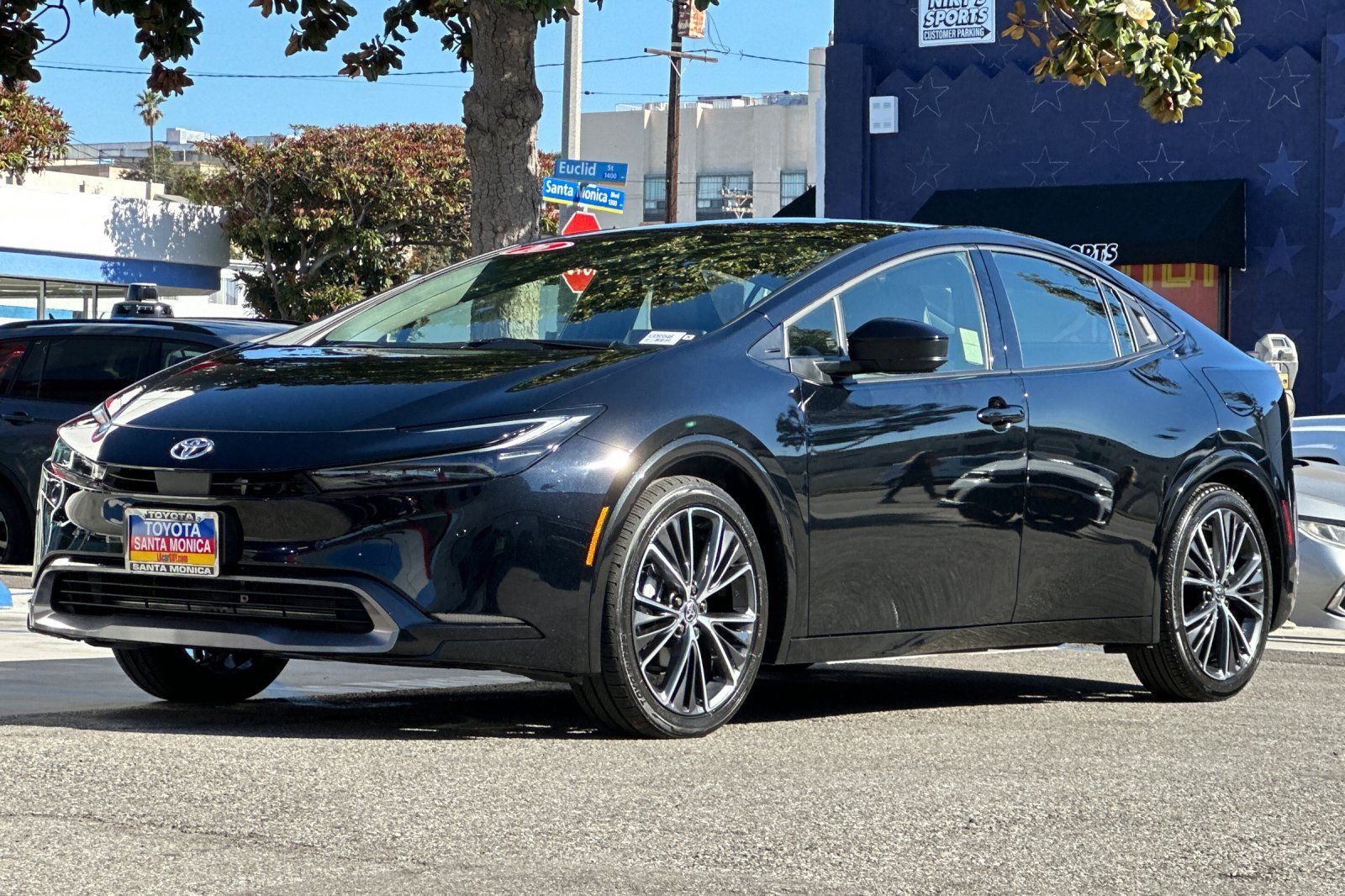 Used 2026 Toyota Prius XLE image 8