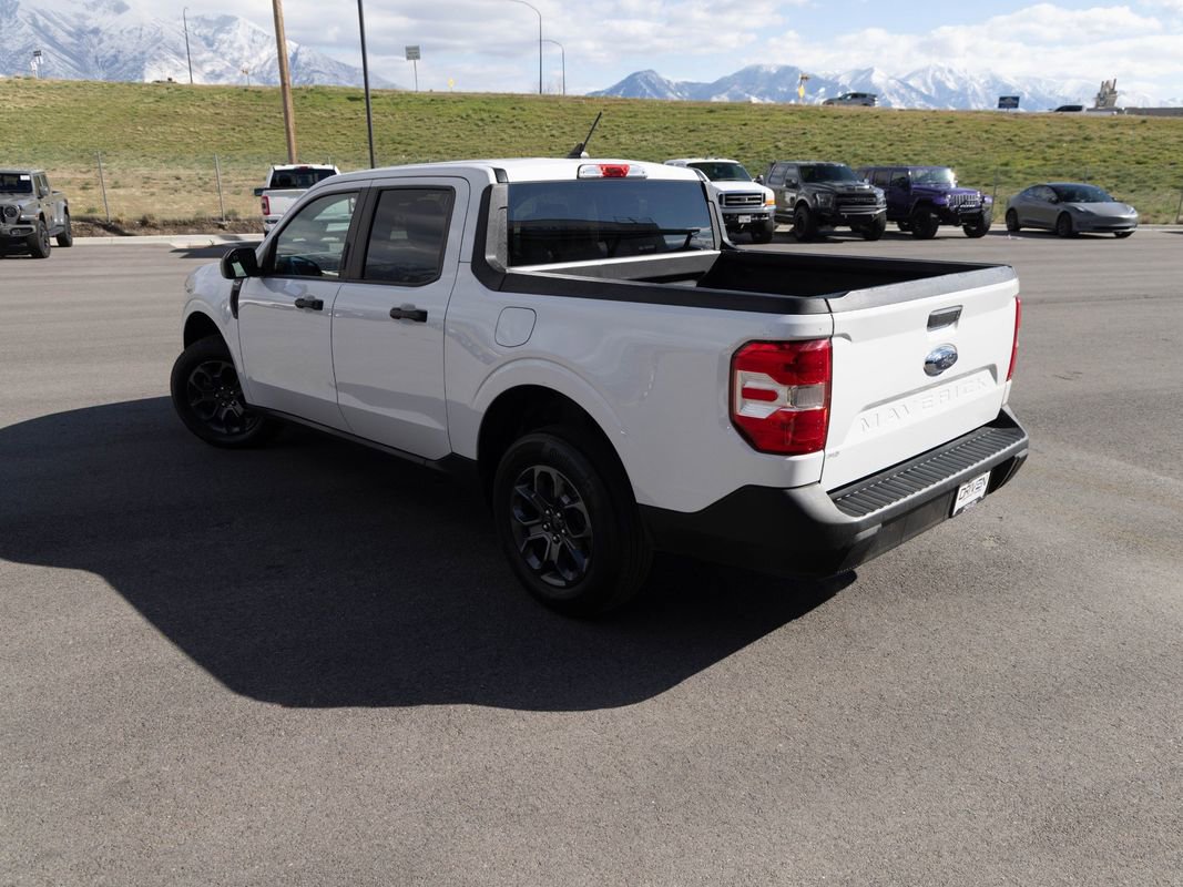 Used 2022 Ford Maverick XLT image 4