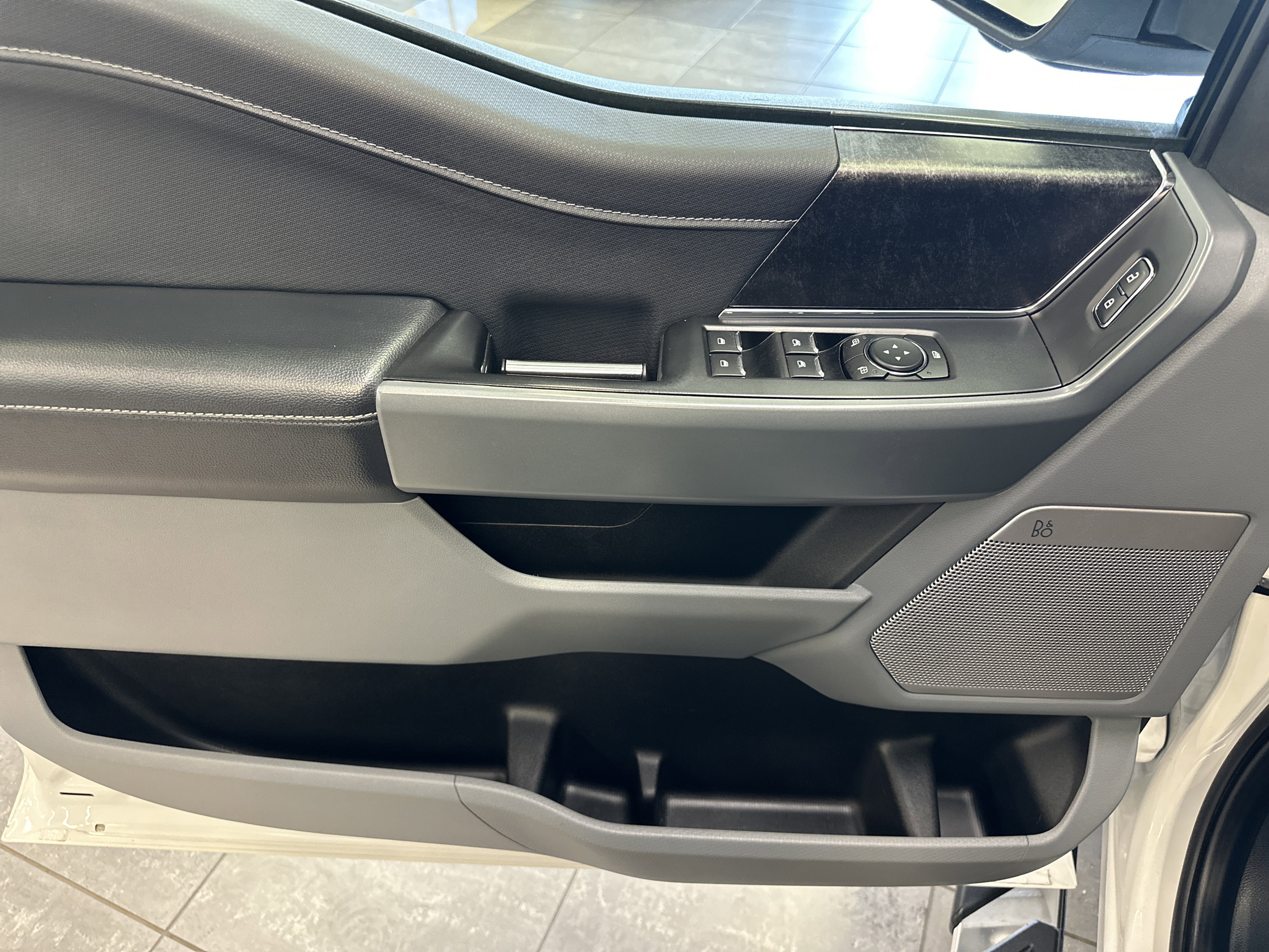 Certified 2022 Ford F150 XLT w/ Equipment Group 302A High image 23