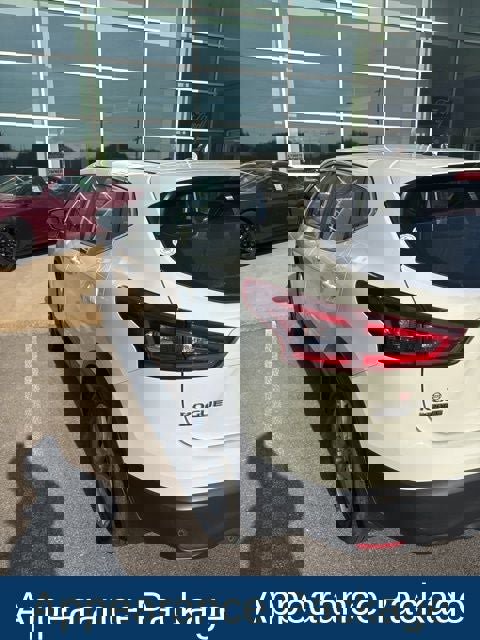 Used 2020 Nissan Rogue Sport S w/ Appearance Package image 8