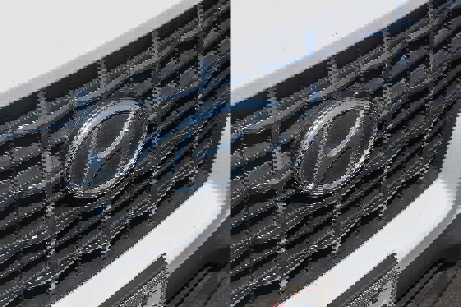 Used 2020 Hyundai Venue SEL w/ Convenience + Premium Package image 14