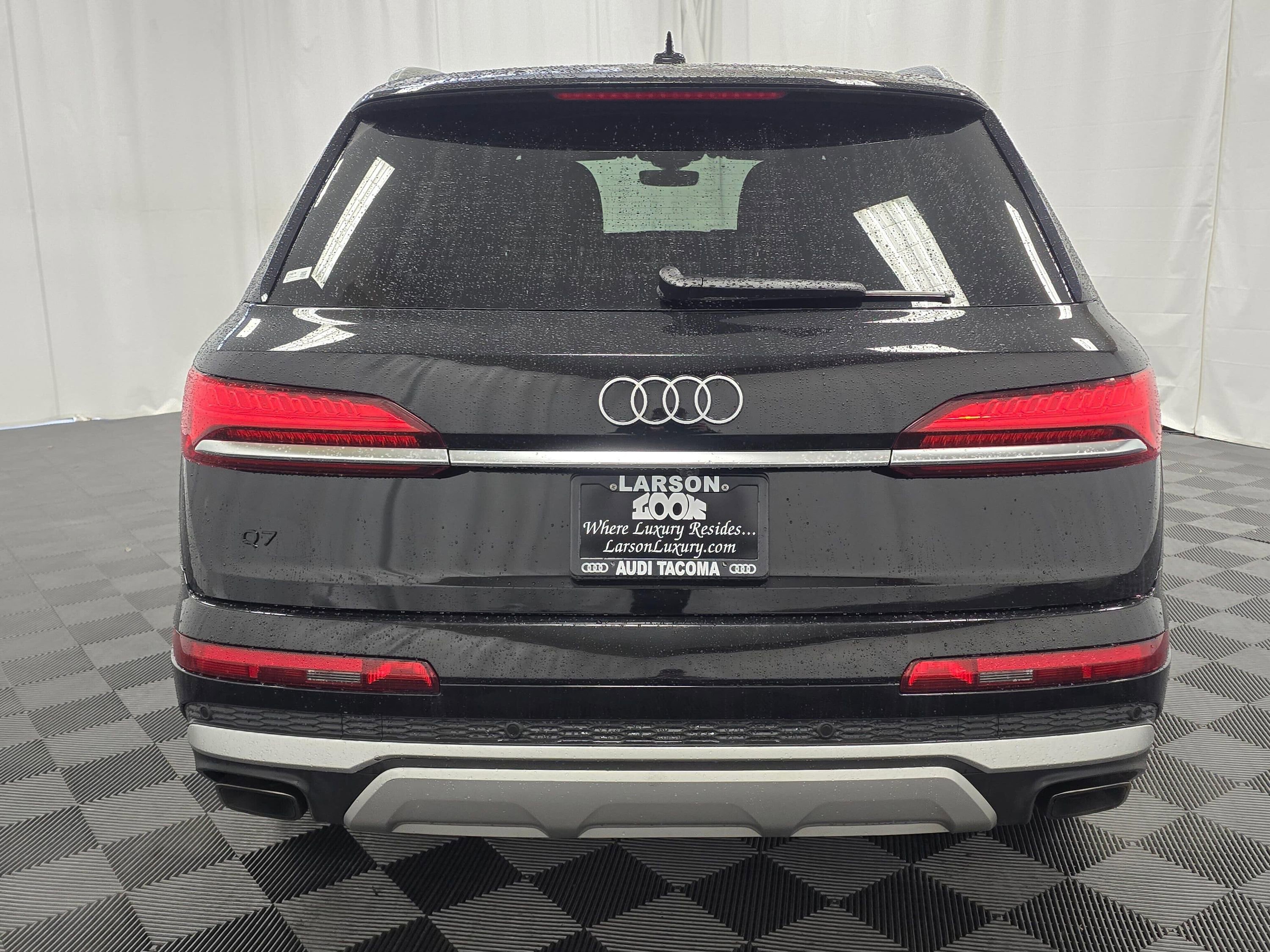 Used 2025 Audi Q7 3.0T Premium Plus AWD/4WD image 4