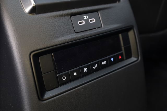 Used 2024 MAZDA CX-90 Plug-In Hybrid w/ Premium Pkg image 25