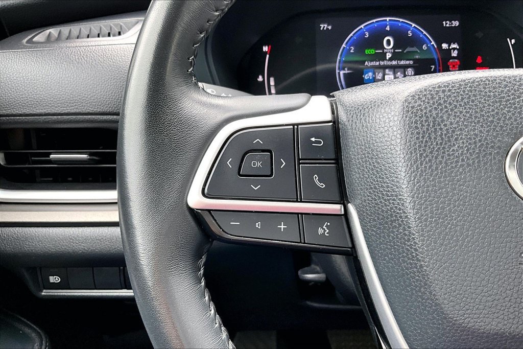 Used 2024 Toyota Grand Highlander FWD image 11