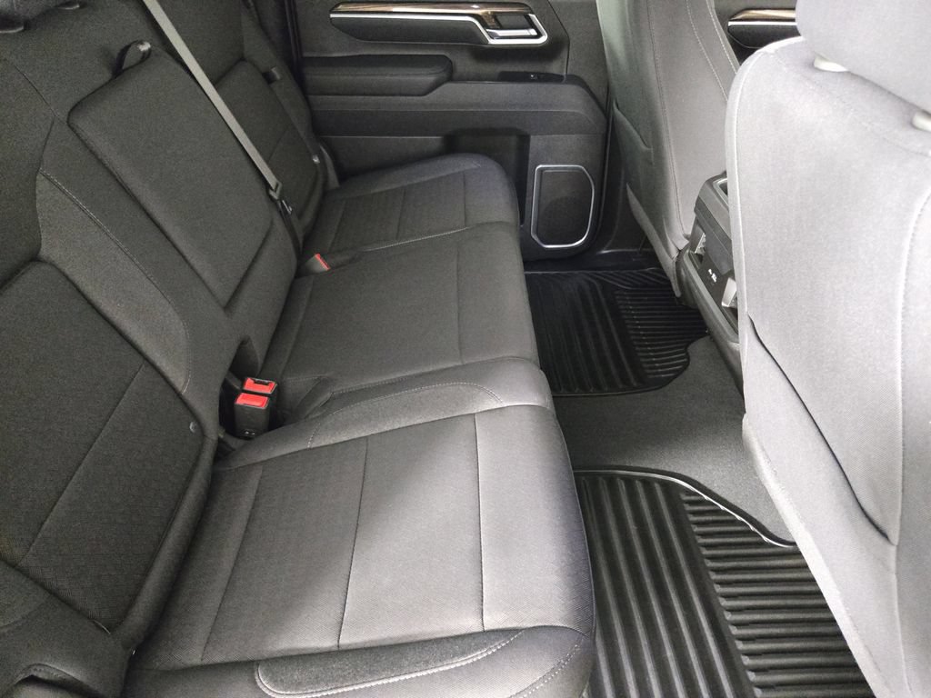 Used 2025 Chevrolet Silverado 2500 LT AWD/4WD image 34