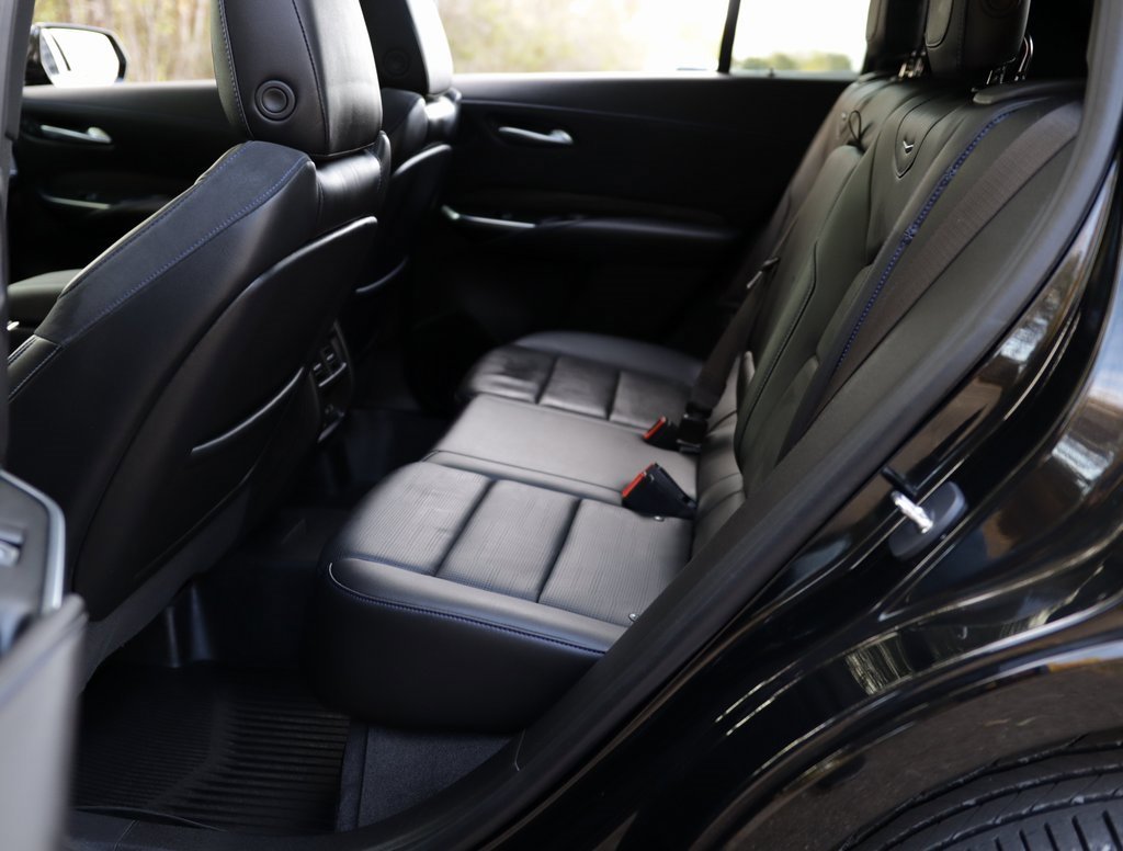 Certified 2024 Cadillac XT4 Sport image 29