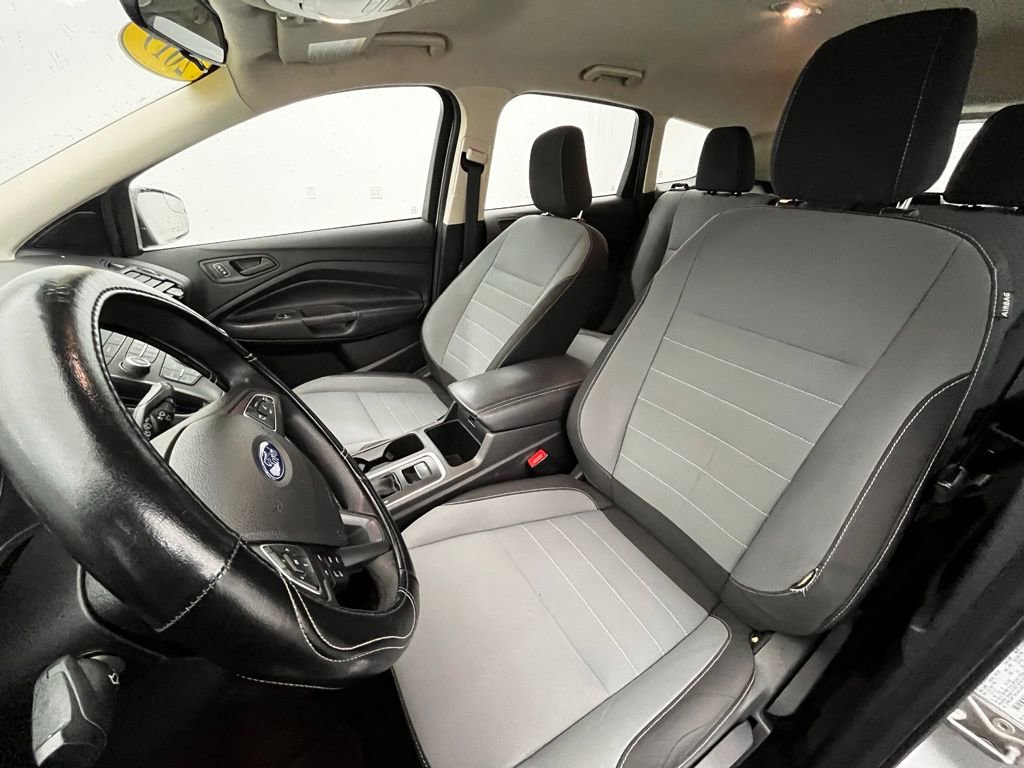 Used 2019 Ford Escape S image 27
