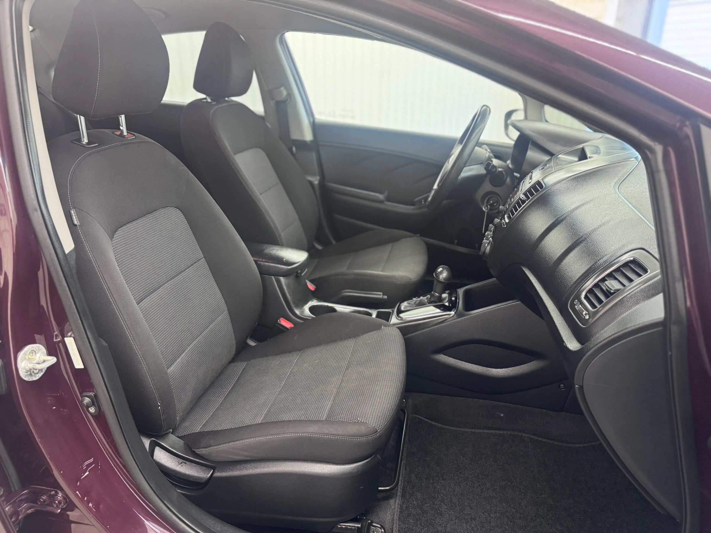Used 2018 Kia Forte LX FWD image 10