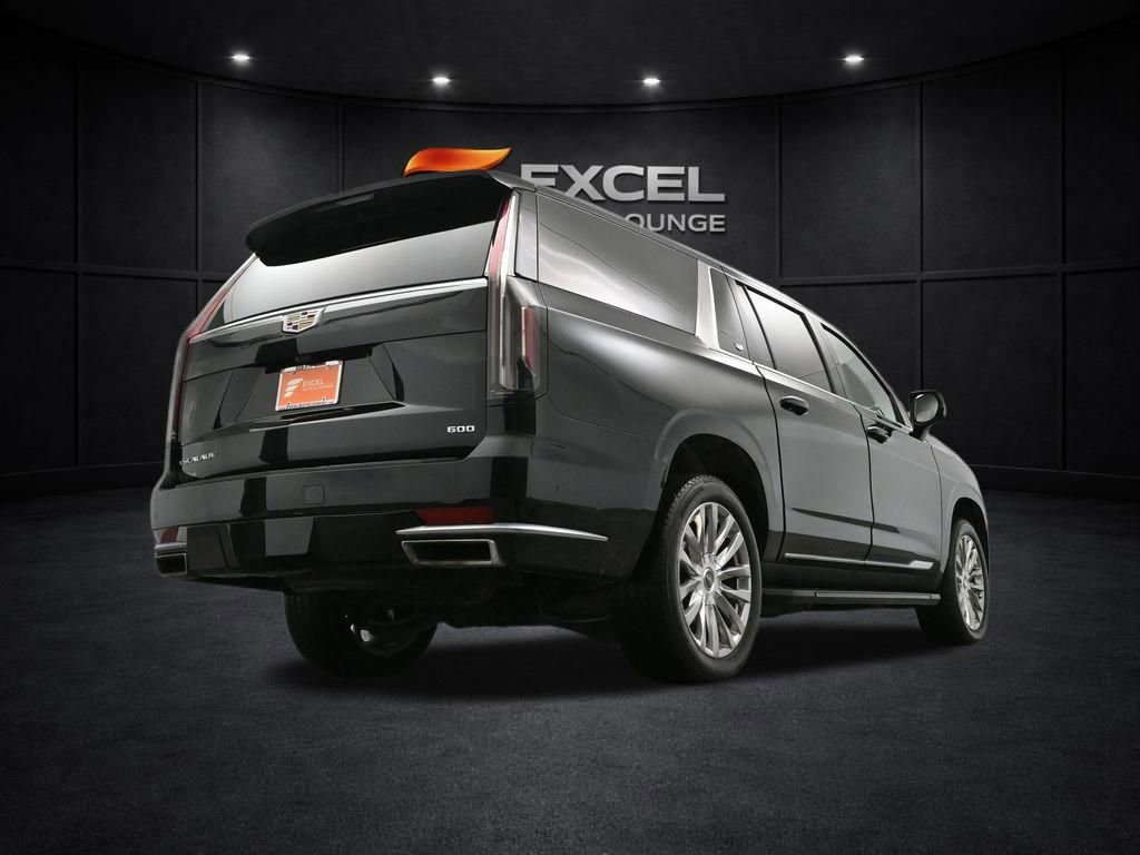 Used 2023 Cadillac Escalade ESV Premium Luxury image 47