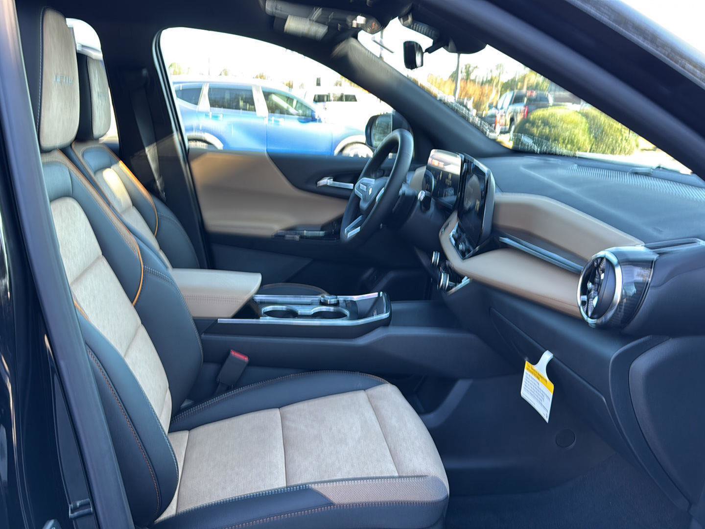 New 2026 Chevrolet Equinox ACTIV w/ Convenience Package III image 10