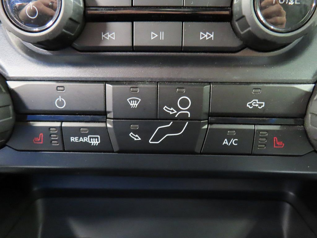 Used 2024 Ford F250 XLT w/ XLT Premium Package image 71