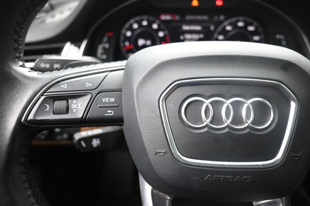 Used 2017 Audi Q7 3.0T Premium Plus w/ Premium Plus Package AWD/4WD image 15