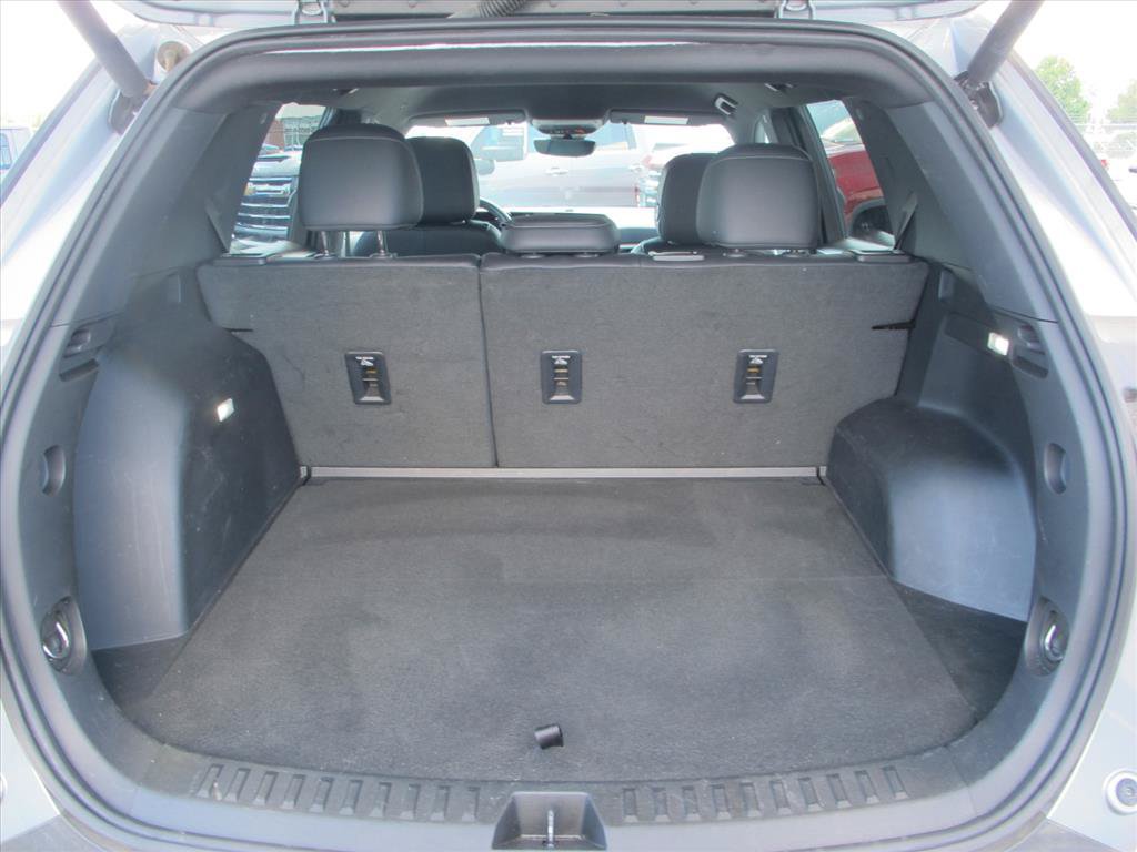 Used 2025 Chevrolet Equinox LT w/ Convenience Package II FWD image 17