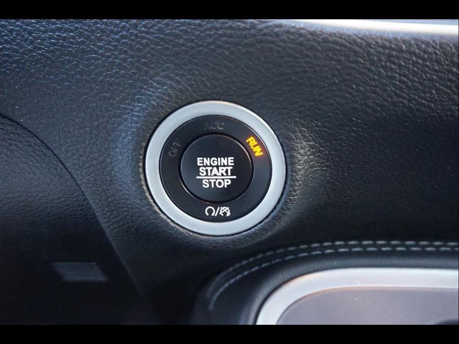 Used 2022 Dodge Challenger GT image 15