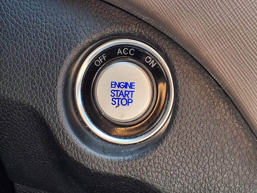 Used 2018 Hyundai Santa Fe Sport w/ 2.4L Value Package 02 image 9