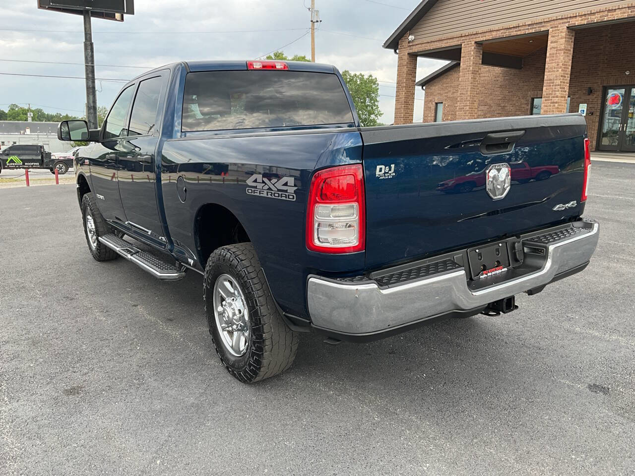 Used 2021 RAM 2500 Tradesman w/ Chrome Appearance Group AWD/4WD image 3