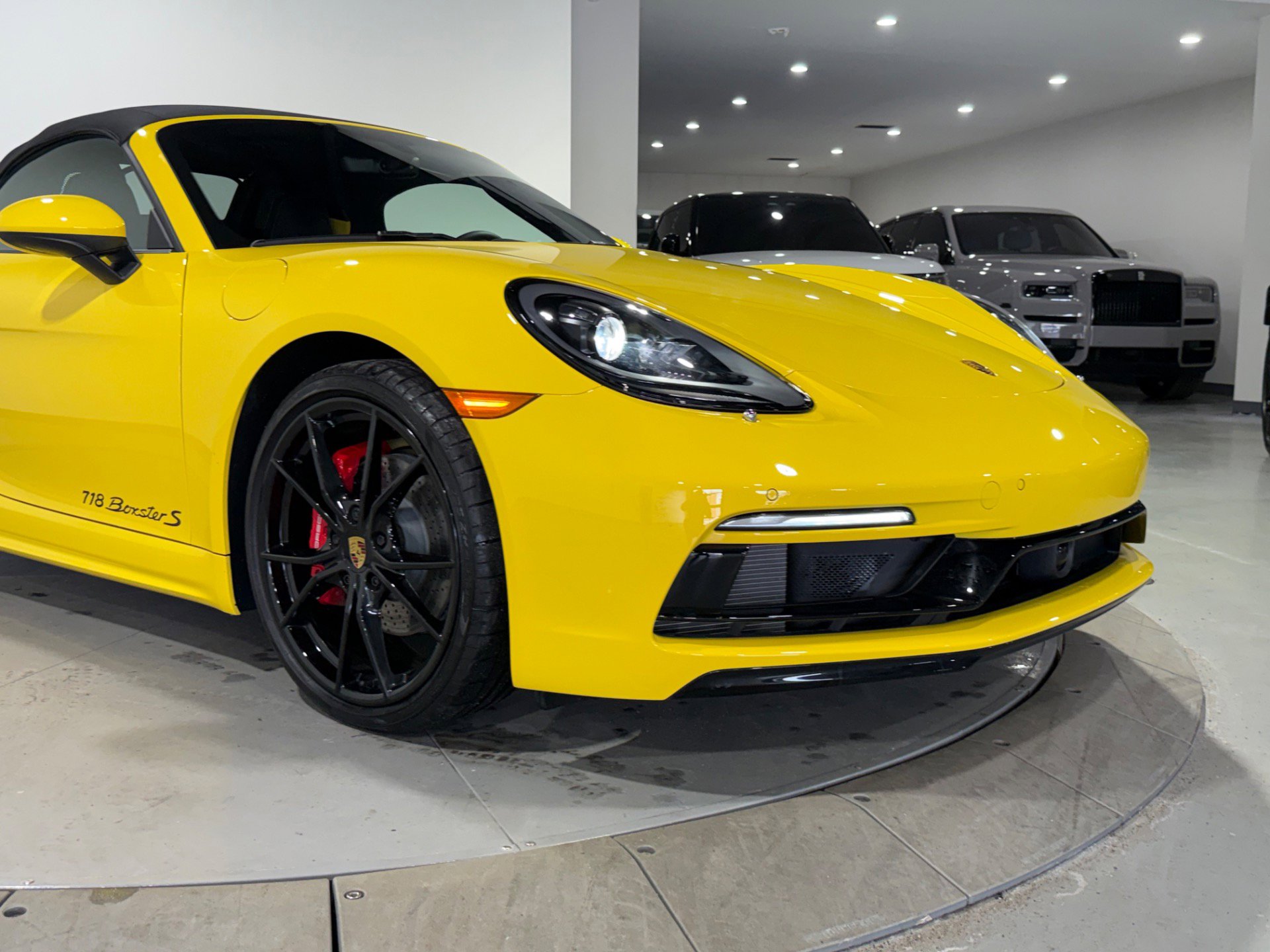 Used 2025 Porsche 718 Boxster S image 14