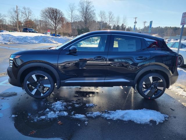 New 2026 Nissan Kicks SR image 9
