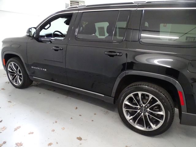 Certified 2022 Jeep Wagoneer Series III w/ Premium Group I image 19