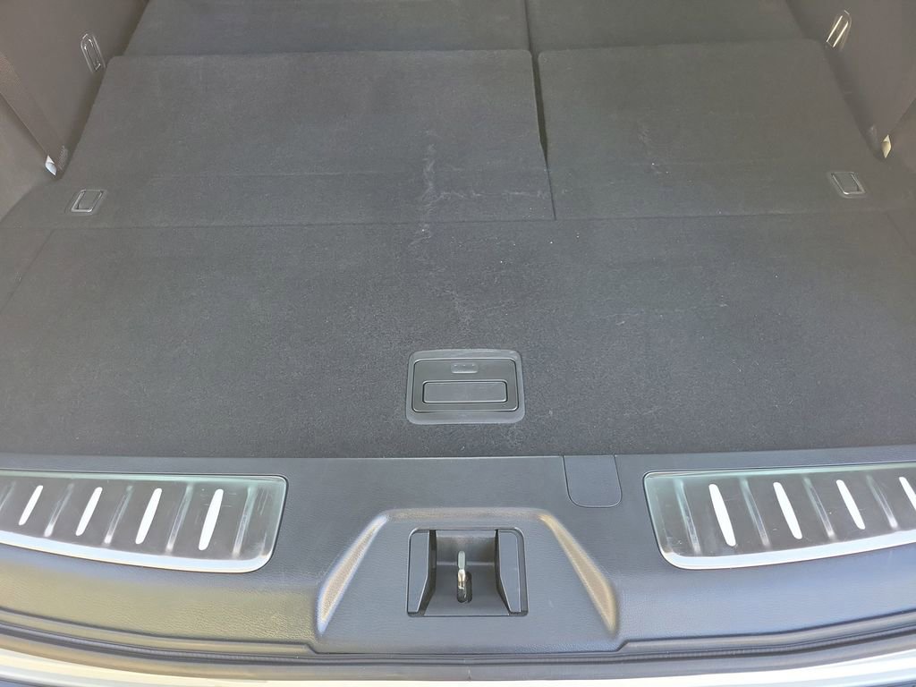 Certified 2022 Nissan Armada Platinum w/ Captain's Chairs Package image 16