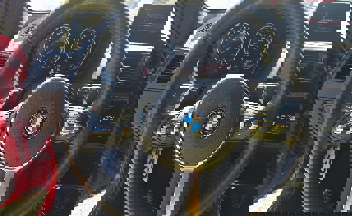 Used 2020 BMW 230i Coupe w/ M Sport Package image 3