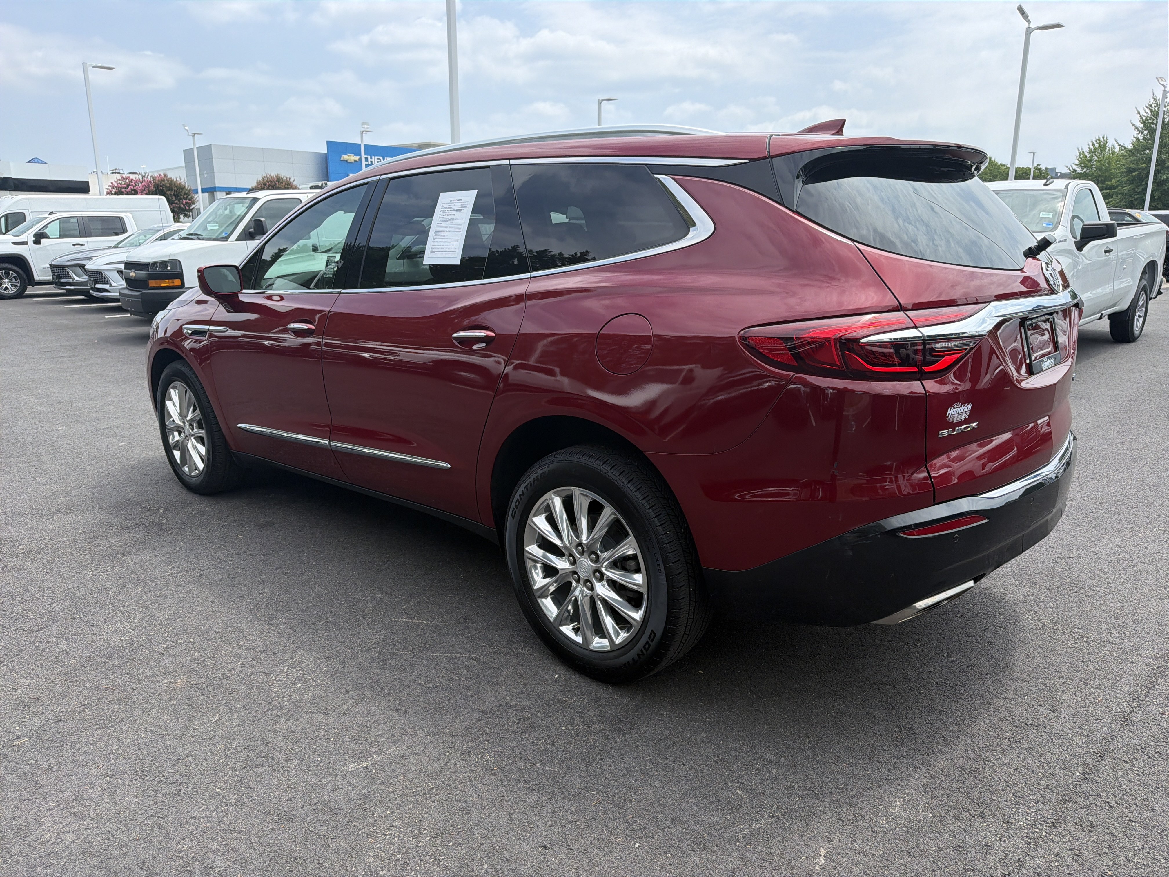 Used 2018 Buick Enclave Premium AWD/4WD image 8