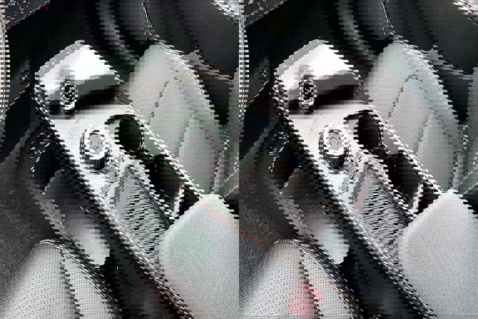 Used 2022 Kia EV6 Wind image 16