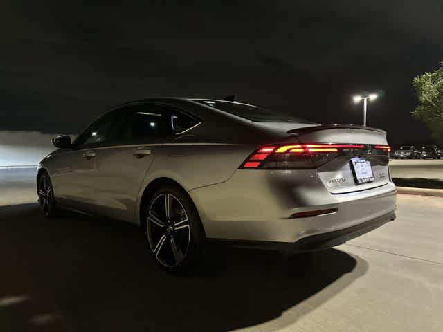 Used 2023 Honda Accord Sport image 4