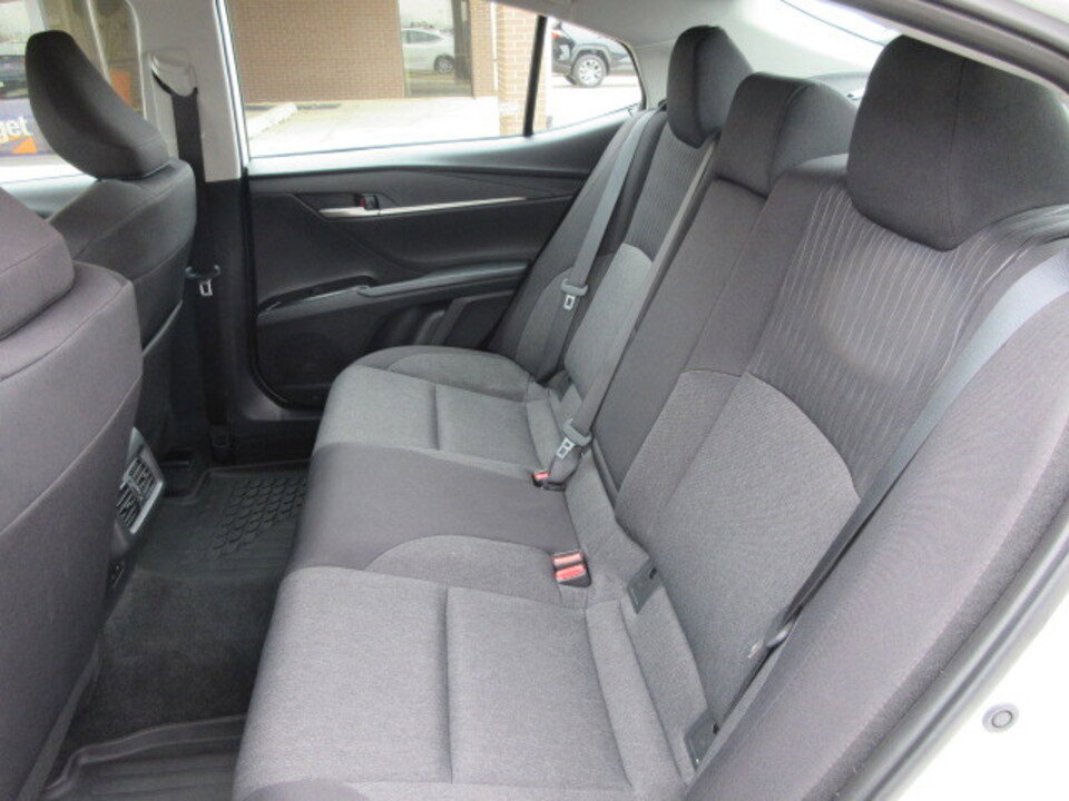 Used 2025 Toyota Camry LE image 22