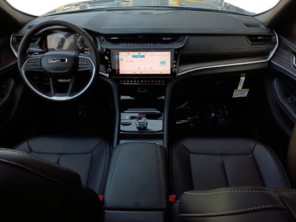 New 2027 Jeep Grand Cherokee L Limited AWD/4WD image 20