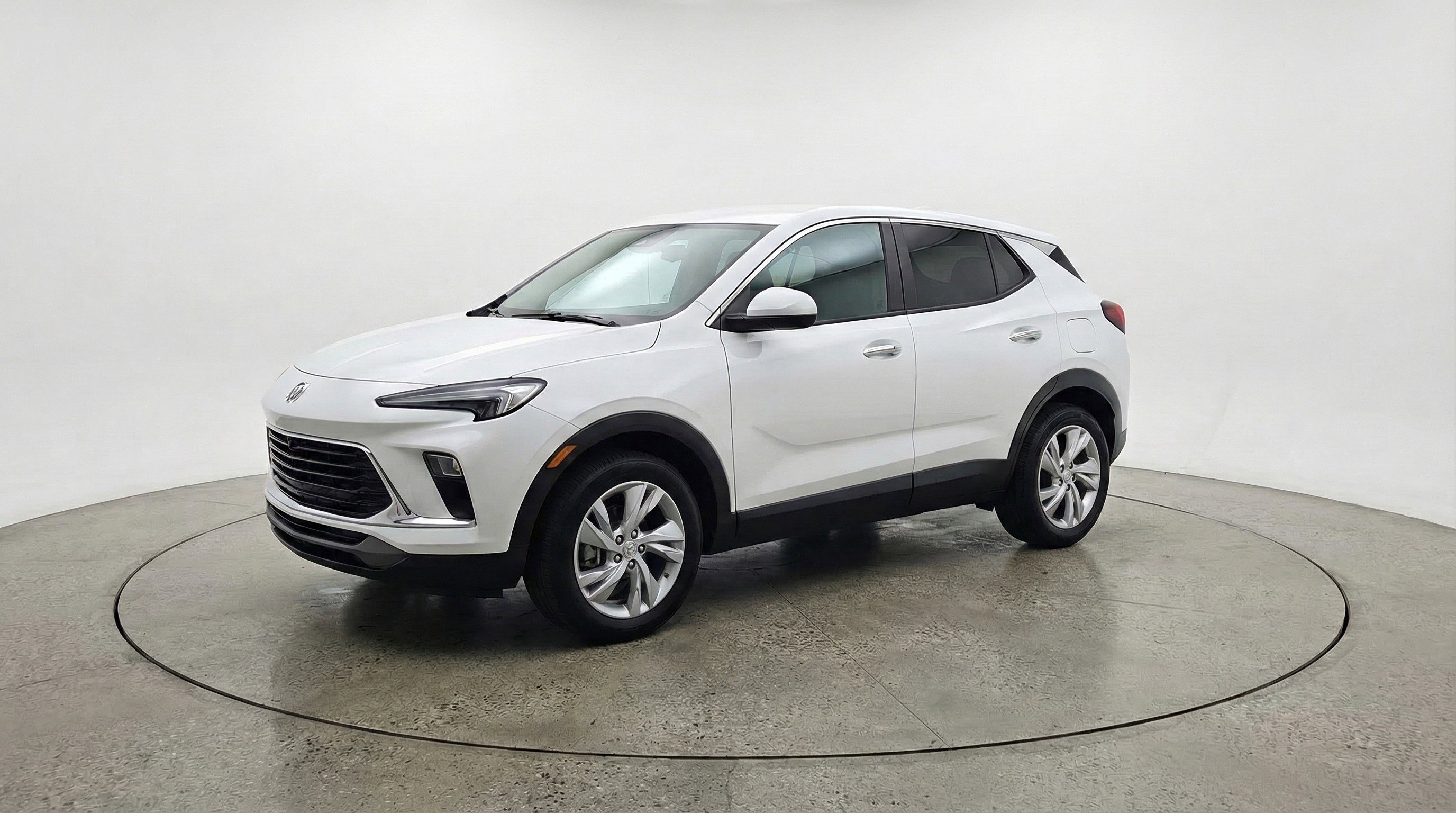 Used 2025 Buick Encore GX Preferred AWD/4WD image 3