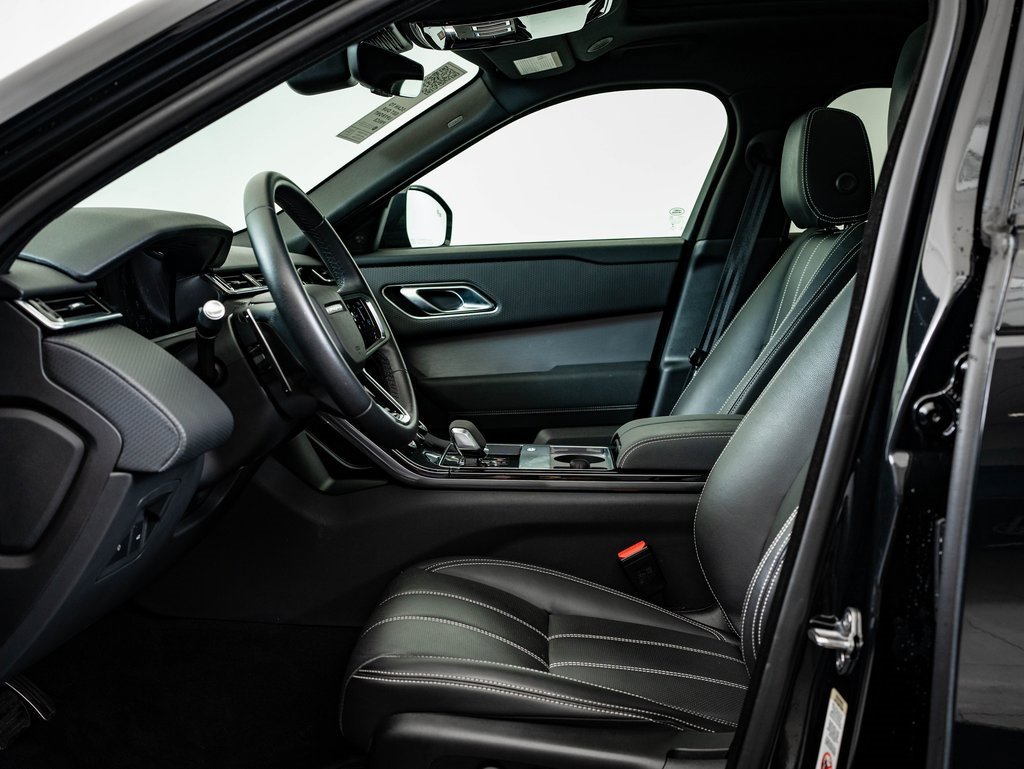 Used 2023 Land Rover Range Rover Velar R-Dynamic S image 22