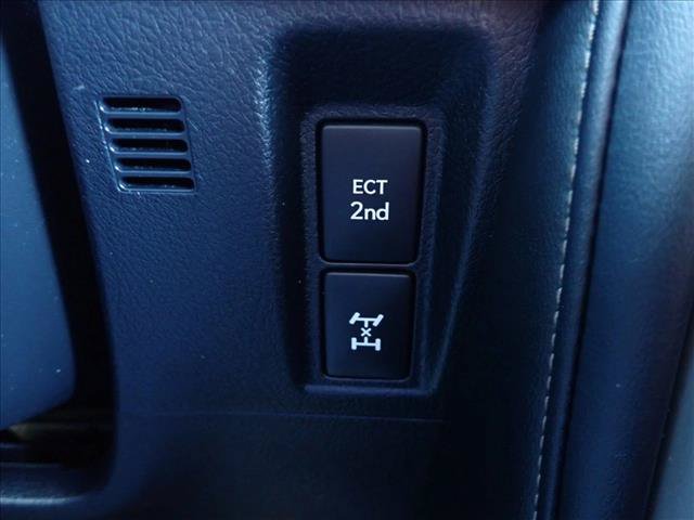 Used 2021 Lexus GX 460 Luxury w/ Accessory Package AWD/4WD image 24