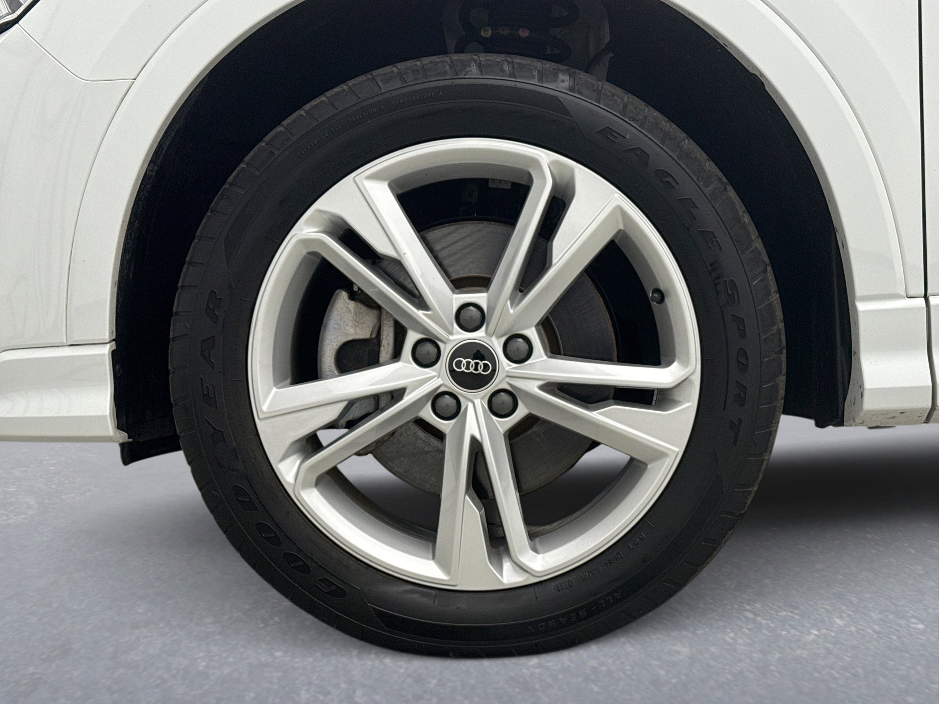 Used 2023 Audi Q3 2.0T Premium Plus image 24