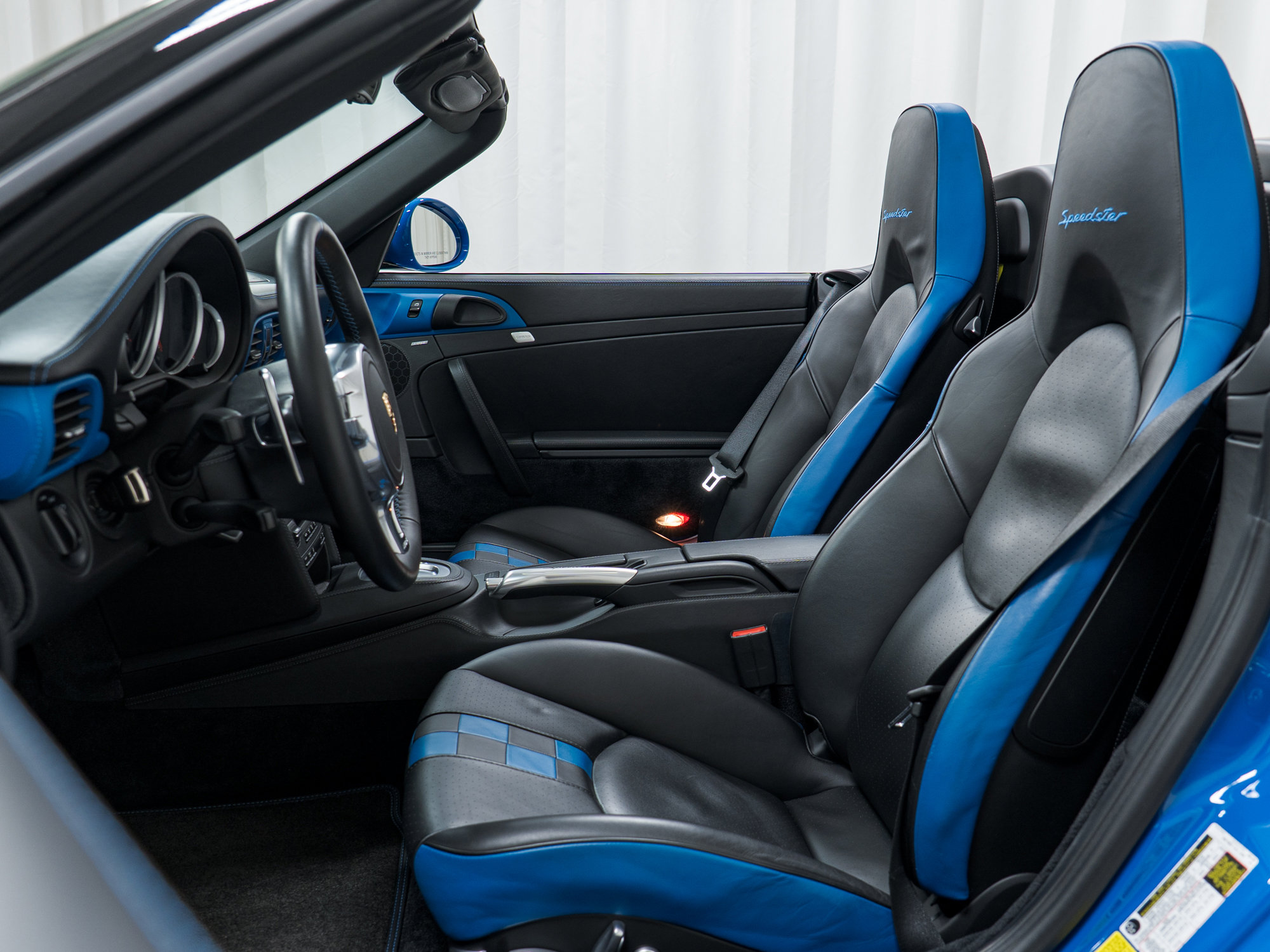 Used 2011 Porsche 911 Speedster image 27