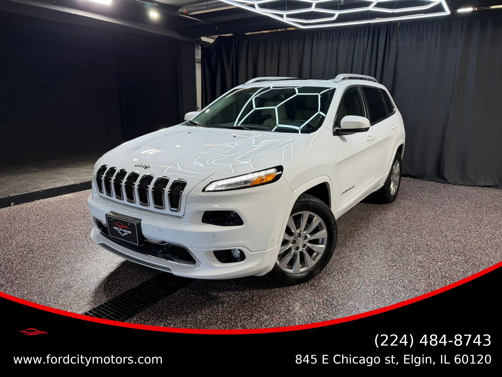 Used 2017 Jeep Cherokee Overland w/ Technology Group