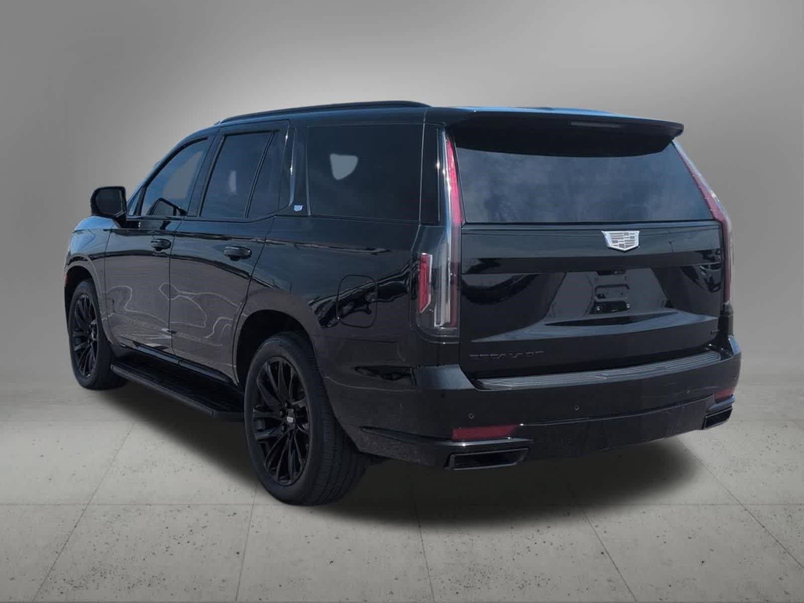 Used 2023 Cadillac Escalade Sport Platinum w/ LPO, ONYX Package AWD/4WD image 4