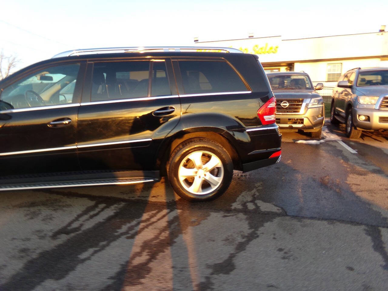 Used 2010 Mercedes-Benz GL 450 4MATIC w/ Premium 1 Pkg image 57
