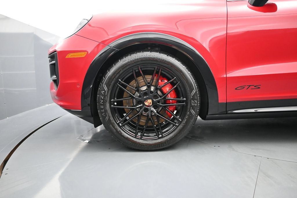 New 2026 Porsche Cayenne GTS AWD/4WD image 8