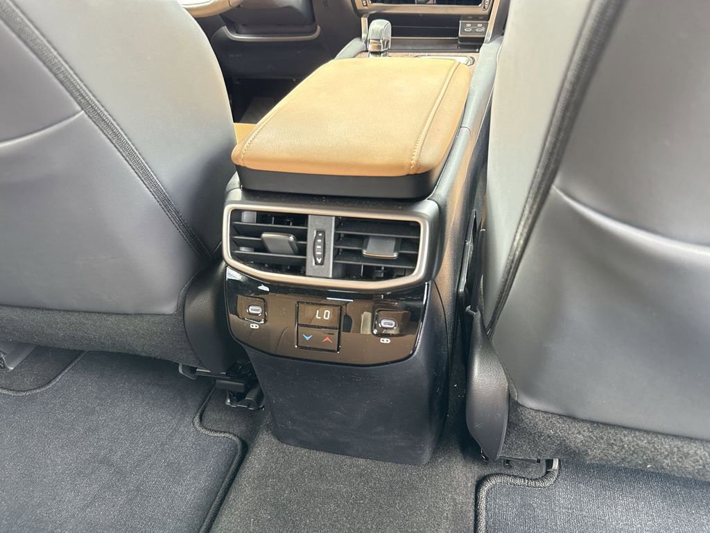 Used 2025 Lexus RX 350 Premium image 18