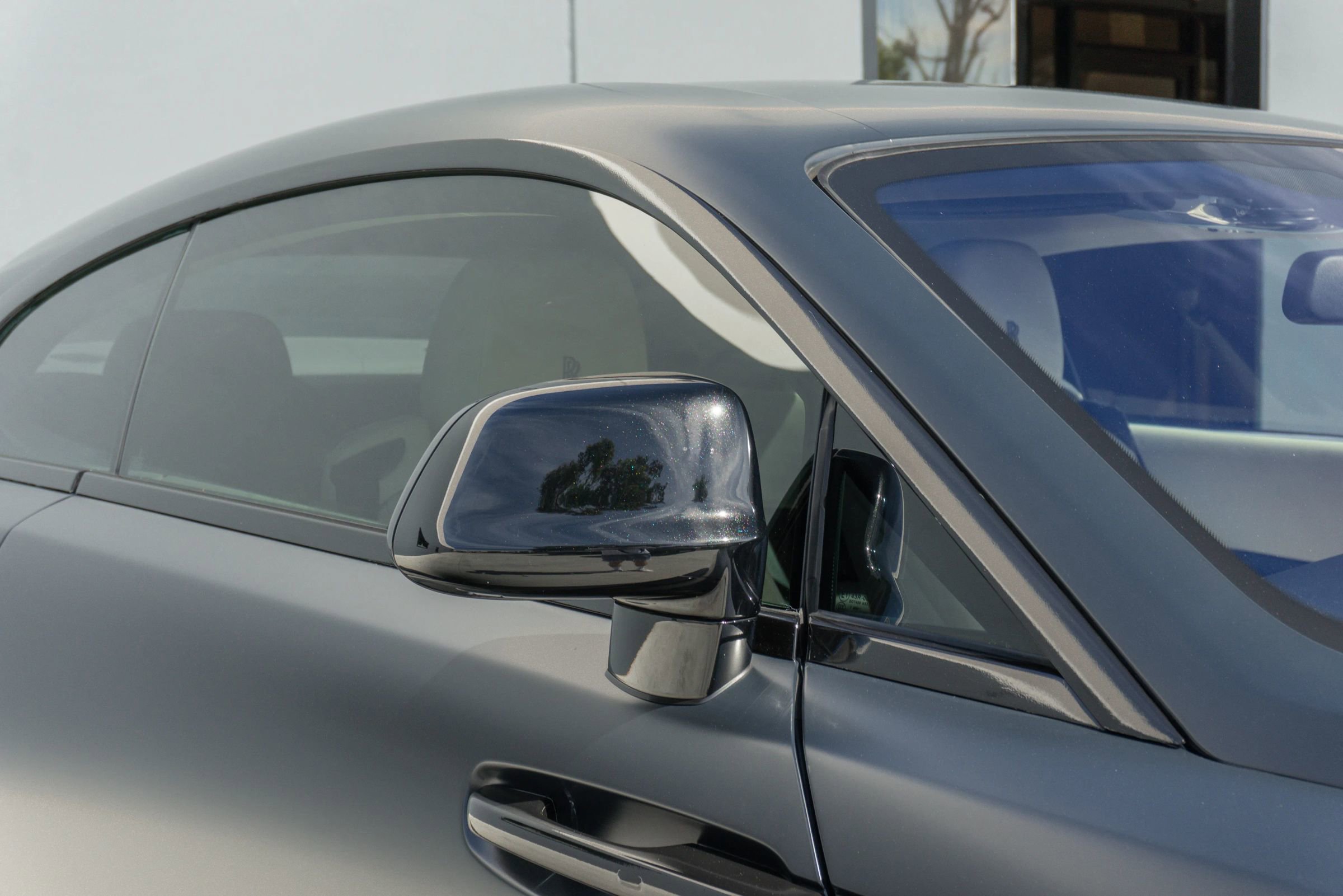 Used 2016 Rolls-Royce Wraith RWD image 30