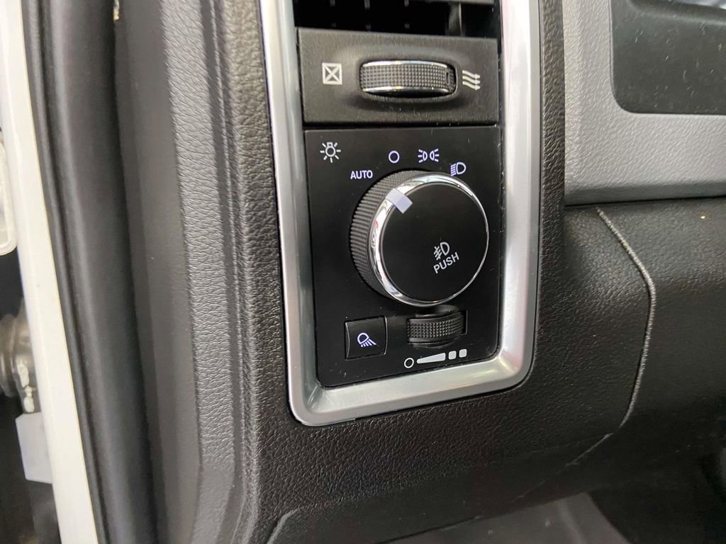 Used 2019 RAM 1500 Classic Warlock image 23