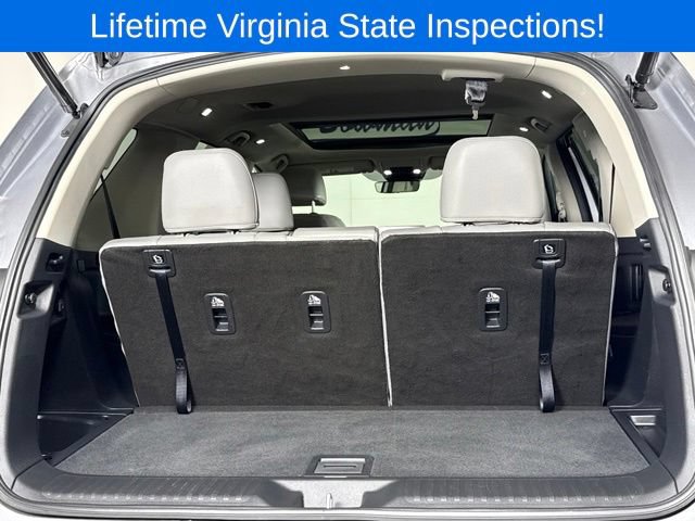 Used 2024 Honda Pilot Touring image 15