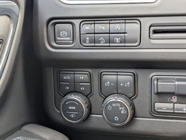 Certified 2023 Chevrolet Tahoe Z71 w/ Z71 Off-Road Package image 22