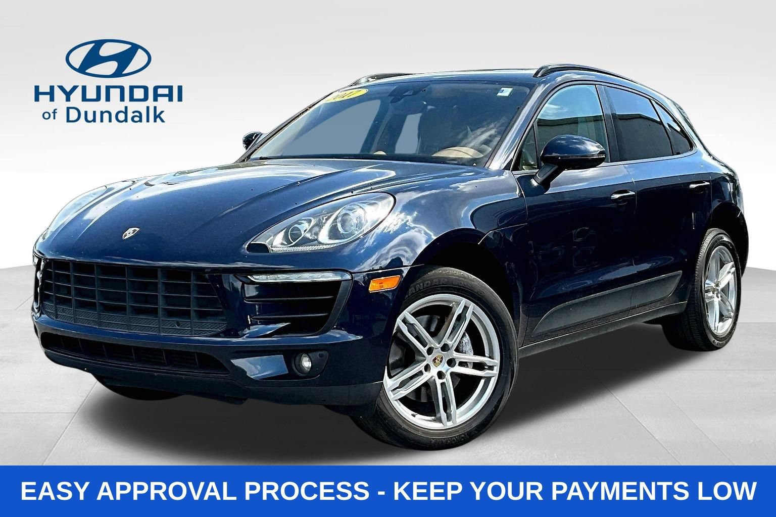 Used 2017 Porsche Macan AWD/4WD image 1