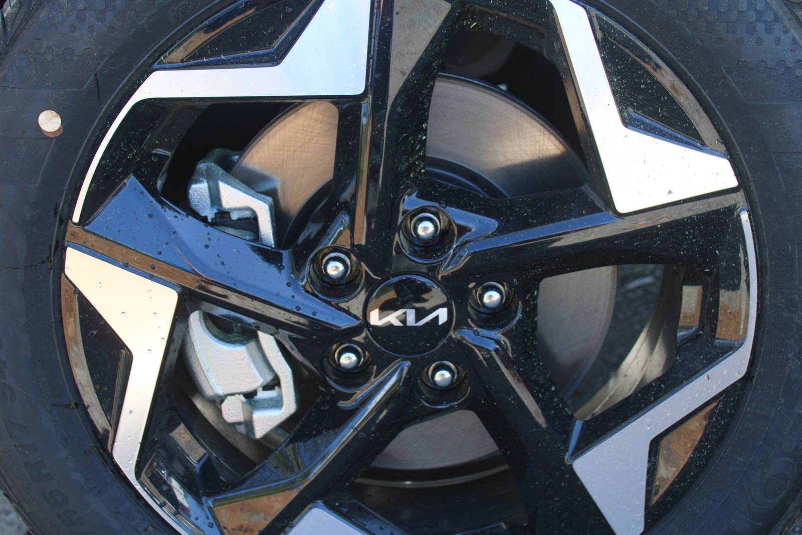 New 2026 Kia Seltos S image 17