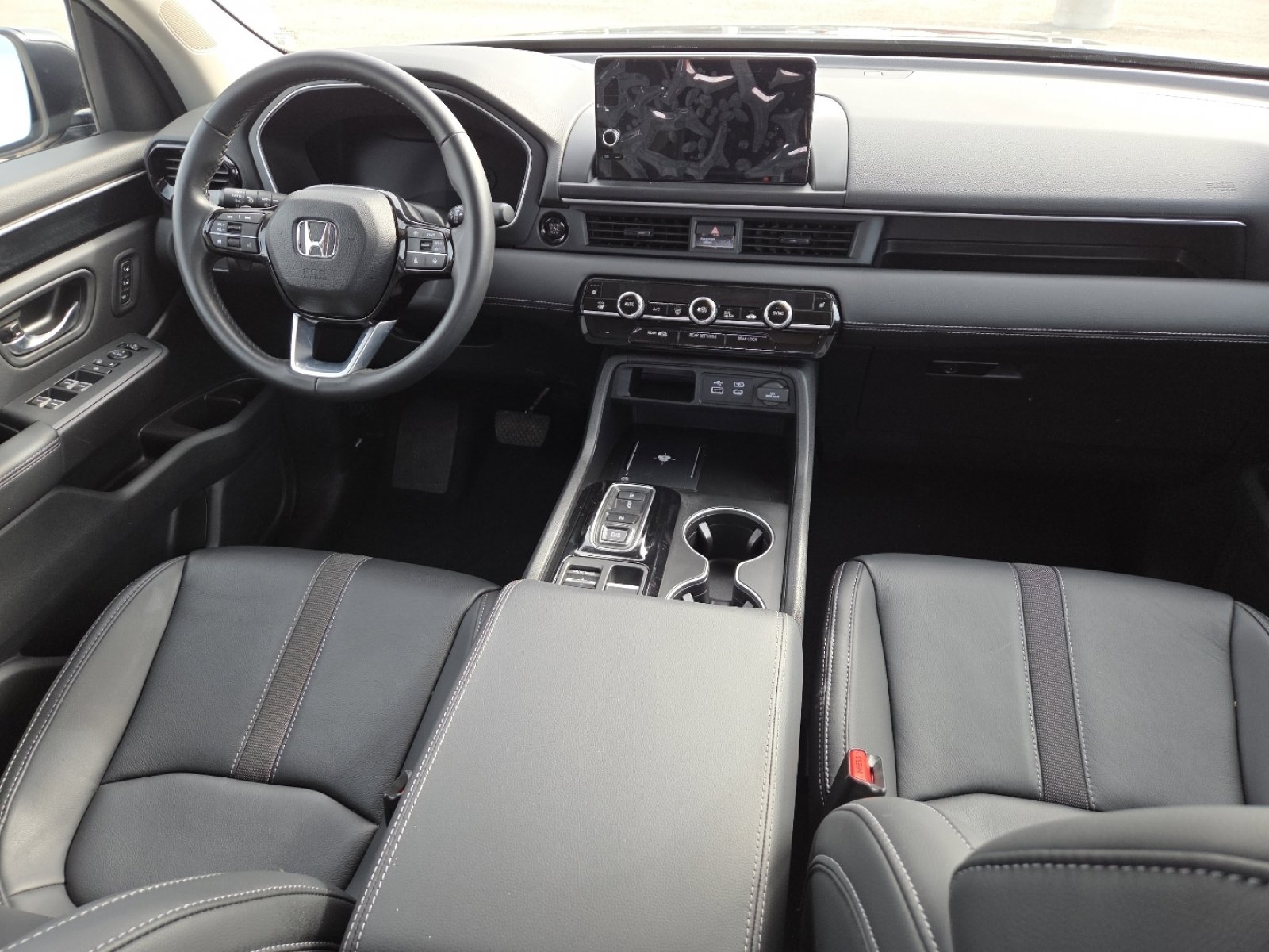 Used 2025 Honda Pilot EX-L image 22